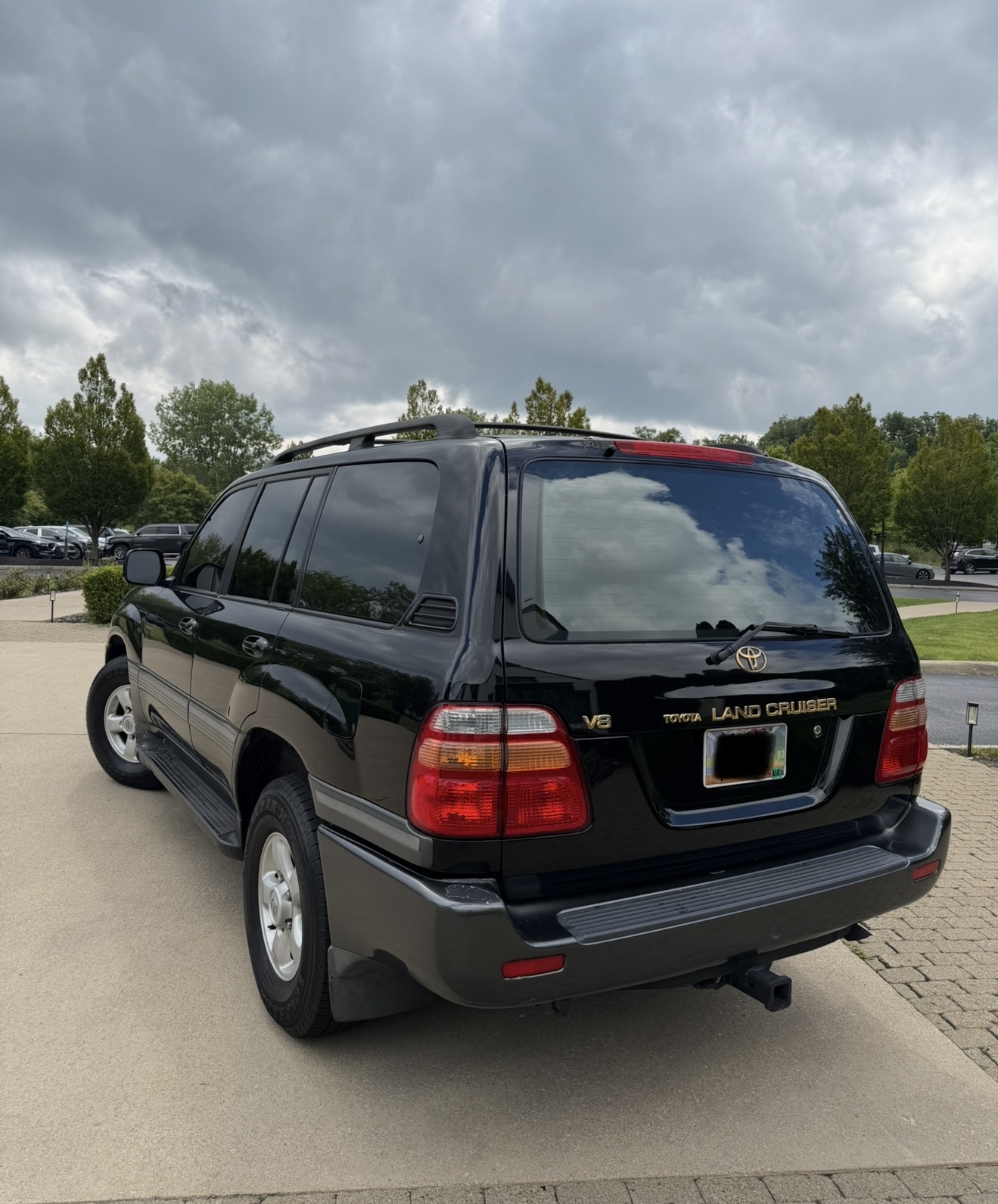 Used 1998 Toyota Land Cruiser w/ Leather Trim Pkg AWD/4WD image 5