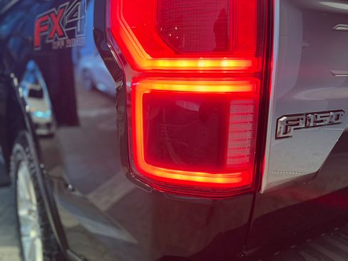 Used 2020 Ford F150 Platinum w/ Equipment Group 701A Luxury image 24