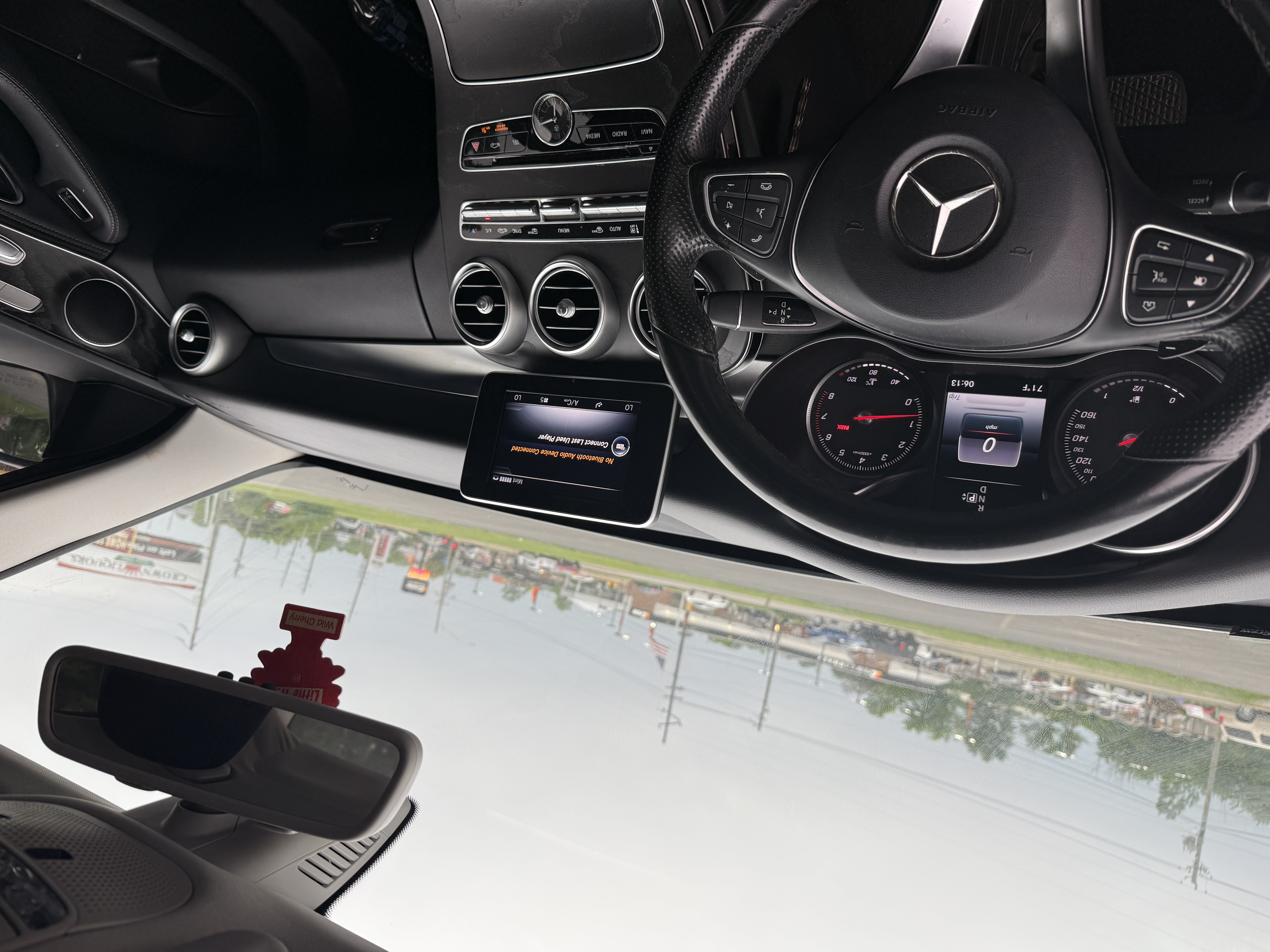 Used 2015 Mercedes-Benz C 300 4MATIC Sedan image 8