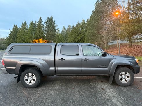 Used 2012 Toyota Tacoma 4x4 Double Cab image 8
