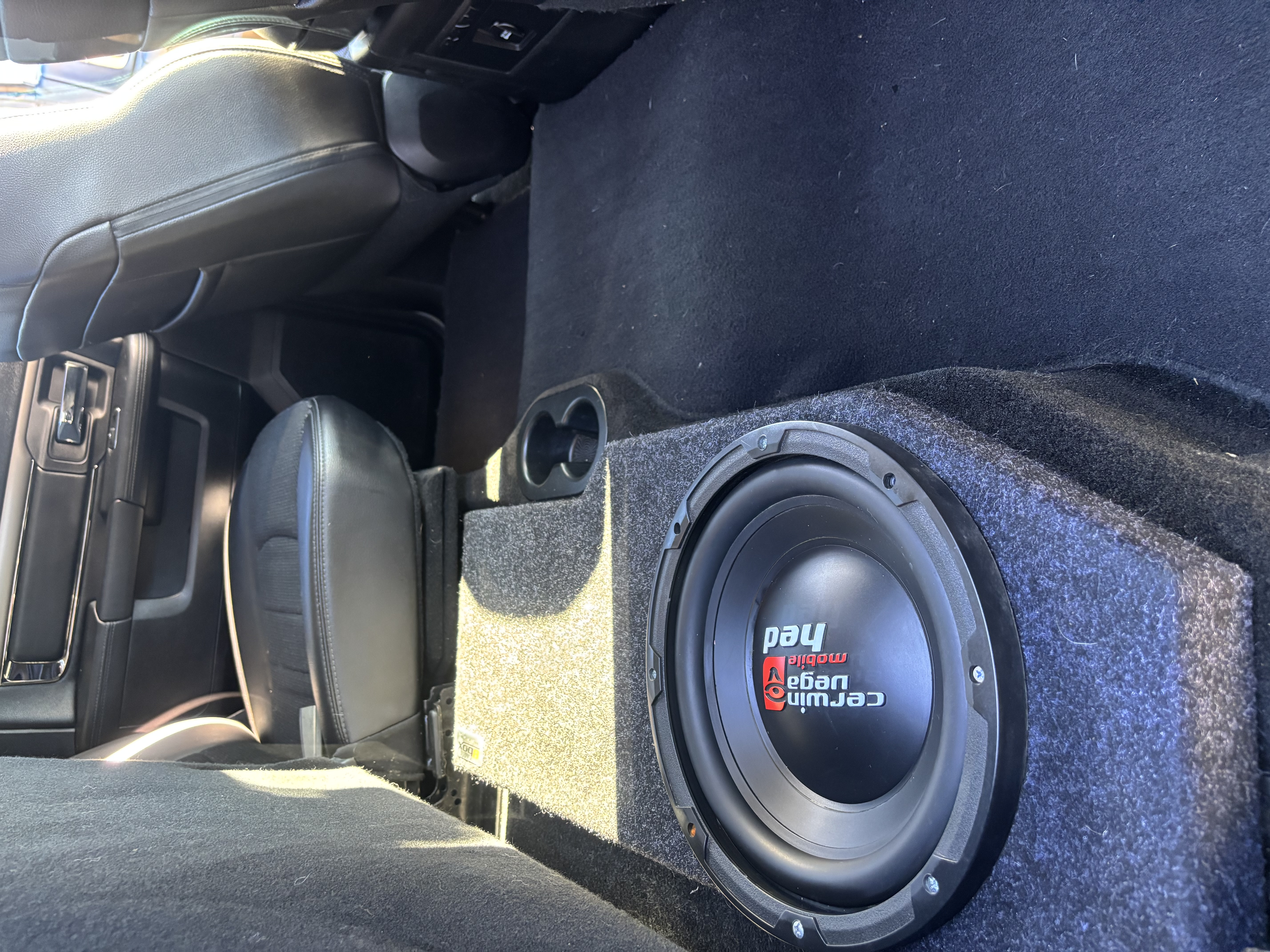 Used 2015 RAM 1500 Sport w/ Ceramic Blue Sport Package AWD/4WD image 9