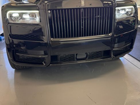 Used 2023 Rolls-Royce Cullinan Black Badge w/ Driver's Package image 2