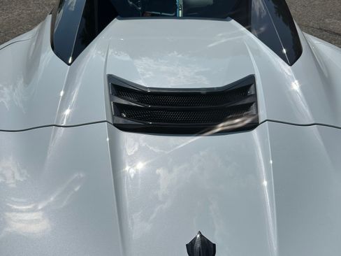 Used 2023 Chevrolet Corvette Stingray Premium Conv w/ Z51 Performance Package RWD image 15