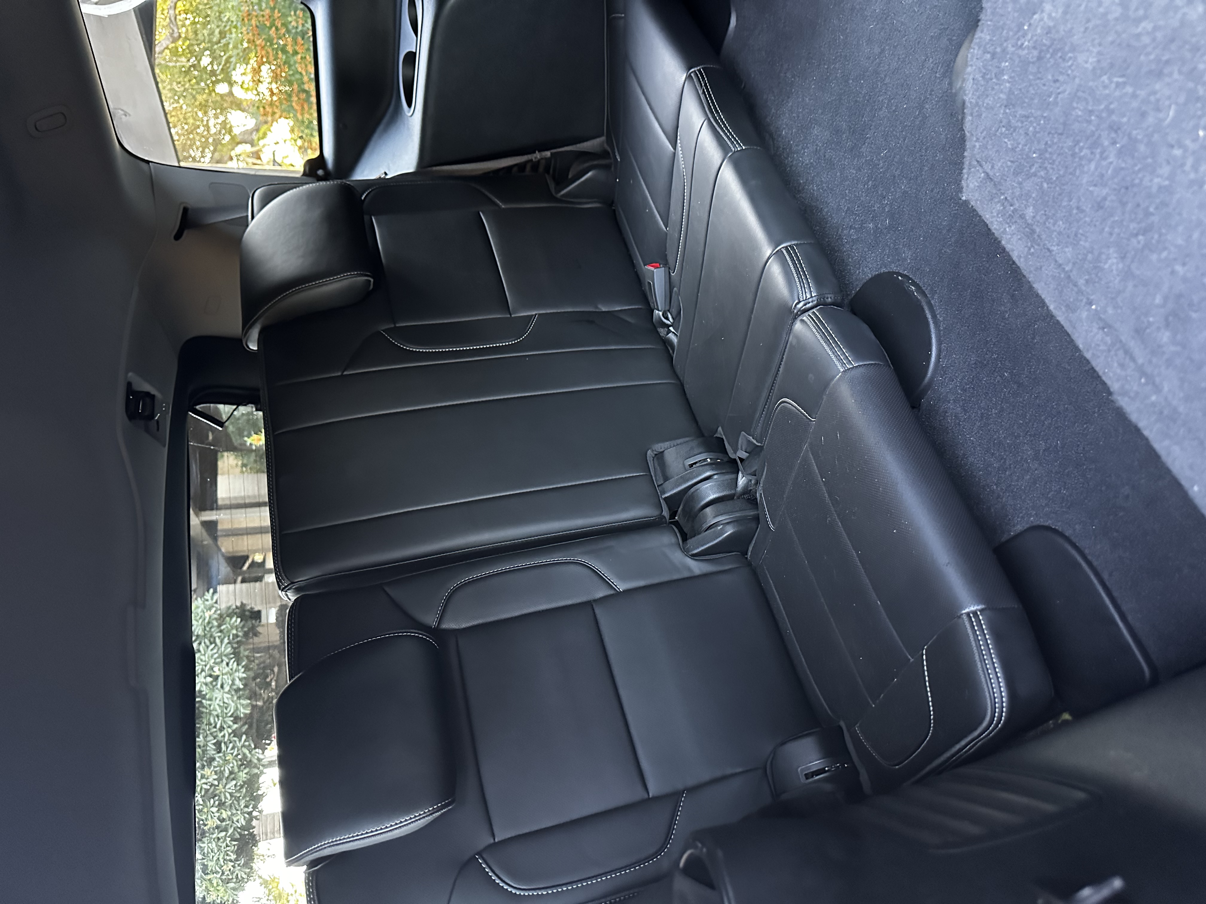 Used 2020 GMC Yukon Denali w/ Open Road Package AWD/4WD image 6
