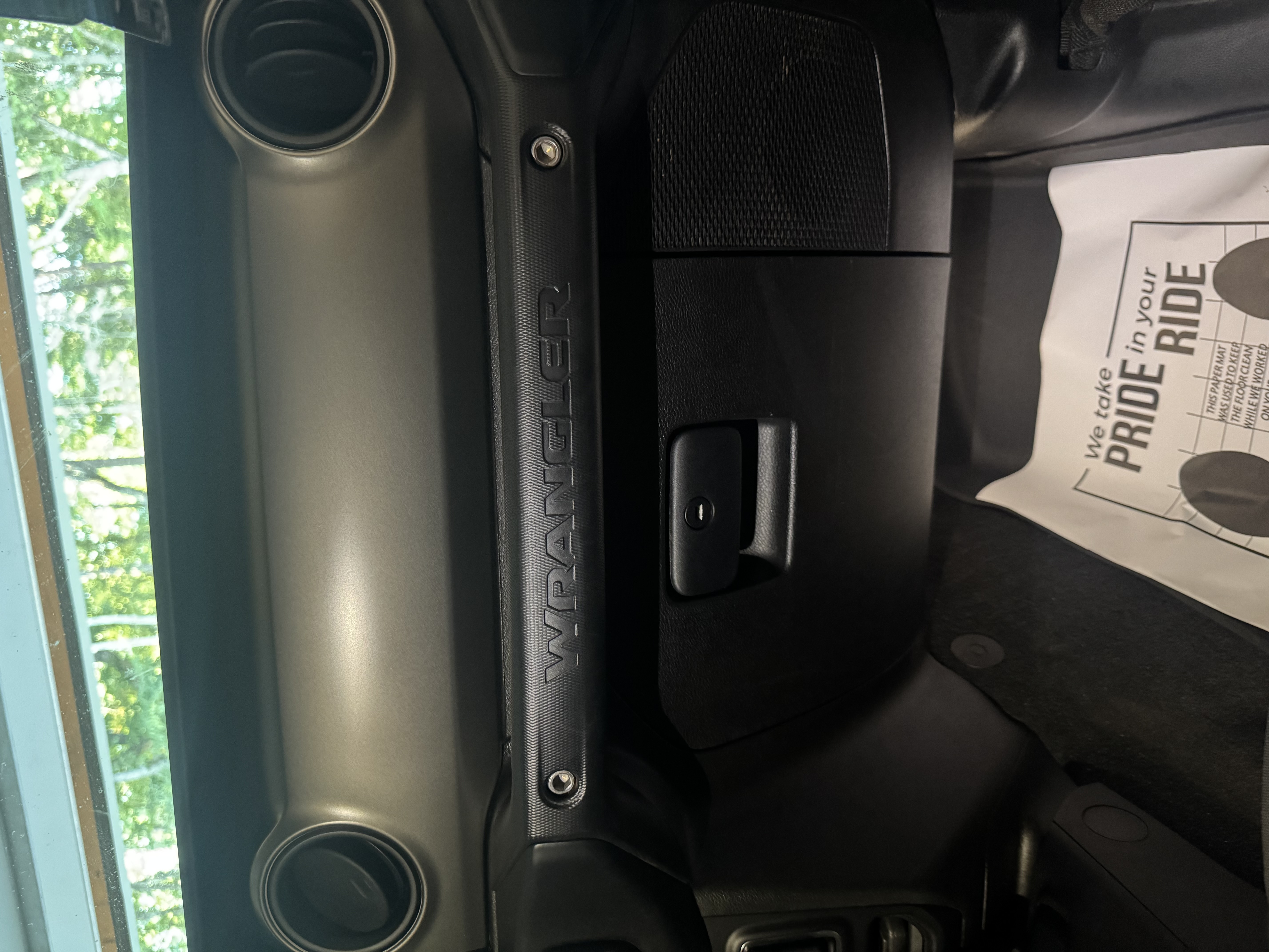 Used 2023 Jeep Wrangler Unlimited Sport AWD/4WD image 12
