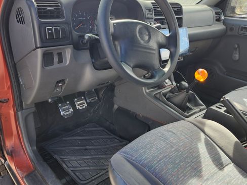 Used 1998 Isuzu Amigo S Sport Utility 2D image 5