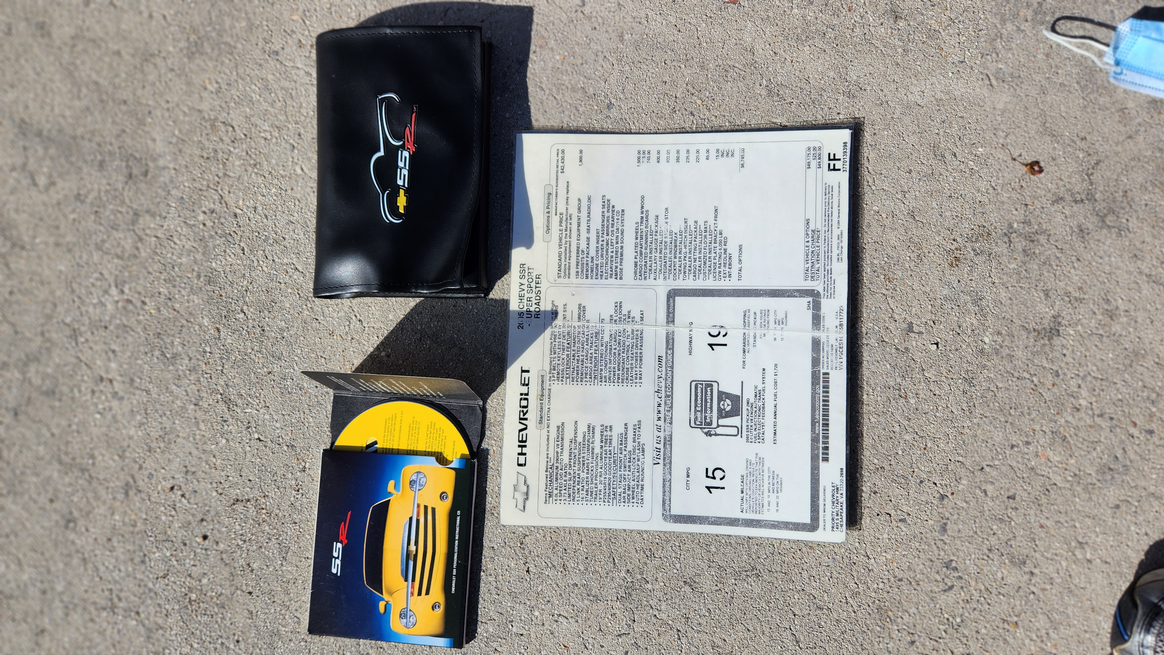 Used 2005 Chevrolet SSR w/ Preferred Equipment Group RWD image 5