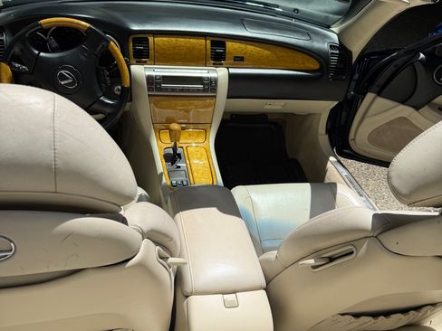 Used 2003 Lexus SC 430 Convertible RWD image 14