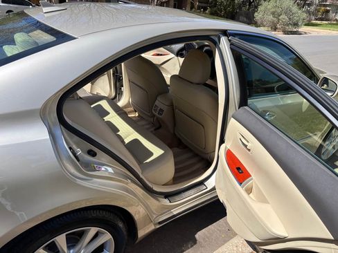 Used 2011 Lexus ES 350 image 9