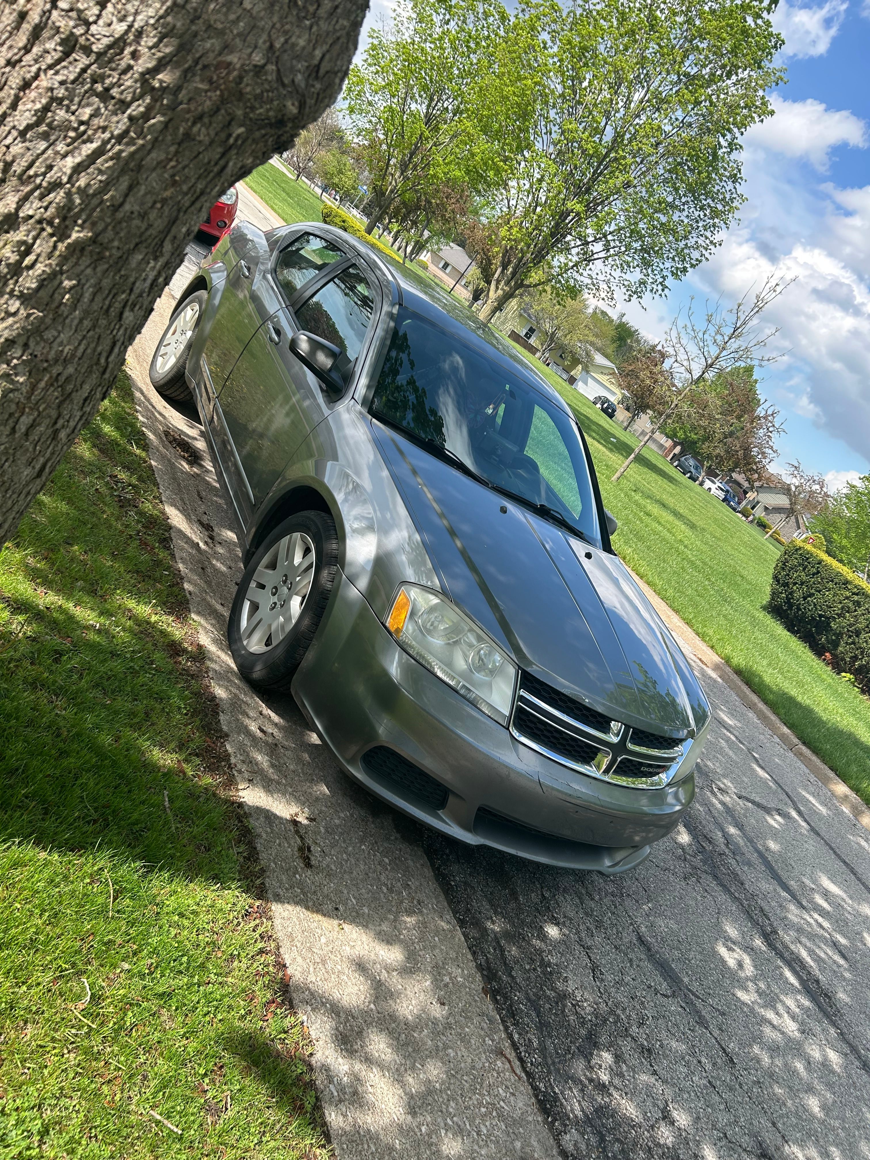 Used 2012 Dodge Avenger SE FWD image 9