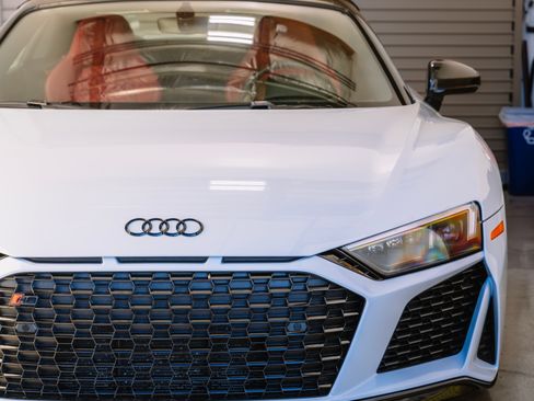 Used 2023 Audi R8 V10 performance image 4