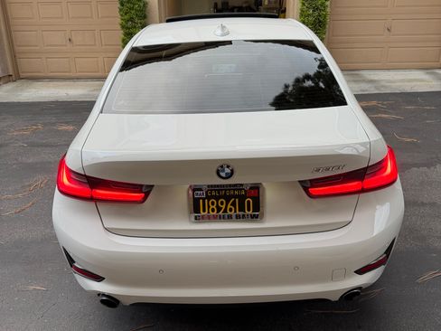 Used 2019 BMW 330i Sedan w/ Convenience Package RWD image 2
