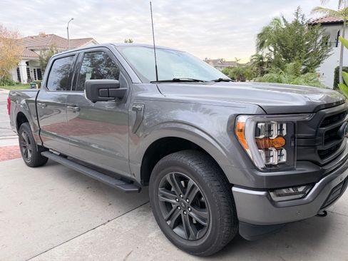 Used 2021 Ford F150 XLT w/ Equipment Group 302A High image 11