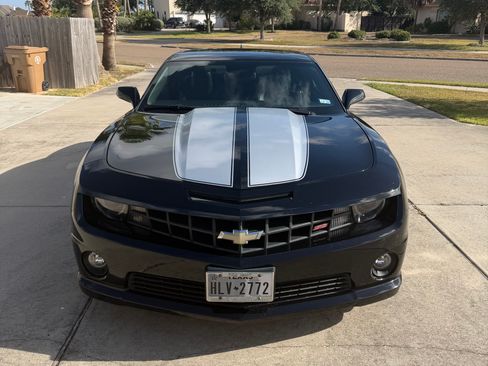 Used 2010 Chevrolet Camaro SS w/ RS Package RWD image 17