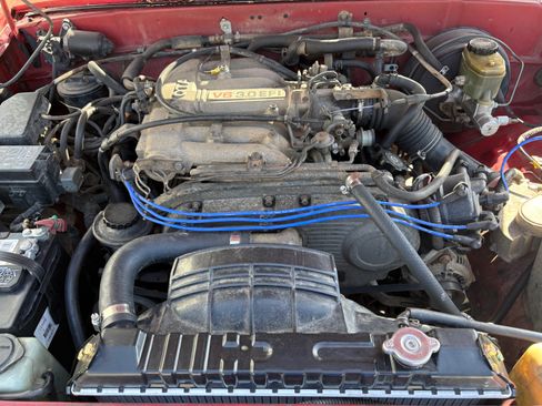 Used 1995 Toyota 4Runner SR5 image 9