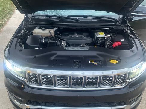 Used 2022 Jeep Grand Wagoneer Series II w/ Convenience Group III image 18