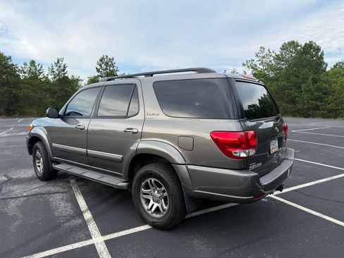 Used 2006 Toyota Sequoia Limited AWD/4WD image 4
