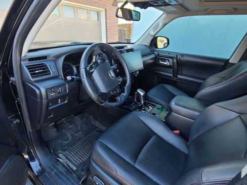 Used 2019 Toyota 4Runner TRD Off-Road Premium image 10