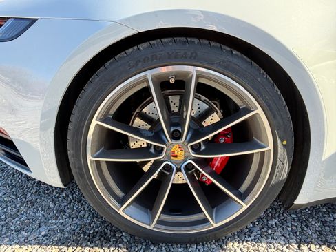 Used 2022 Porsche 911 Carrera 4S image 12