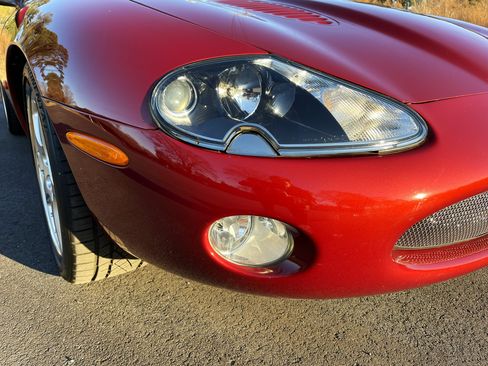 Used 2004 Jaguar XK8 R Convertible 2D image 12