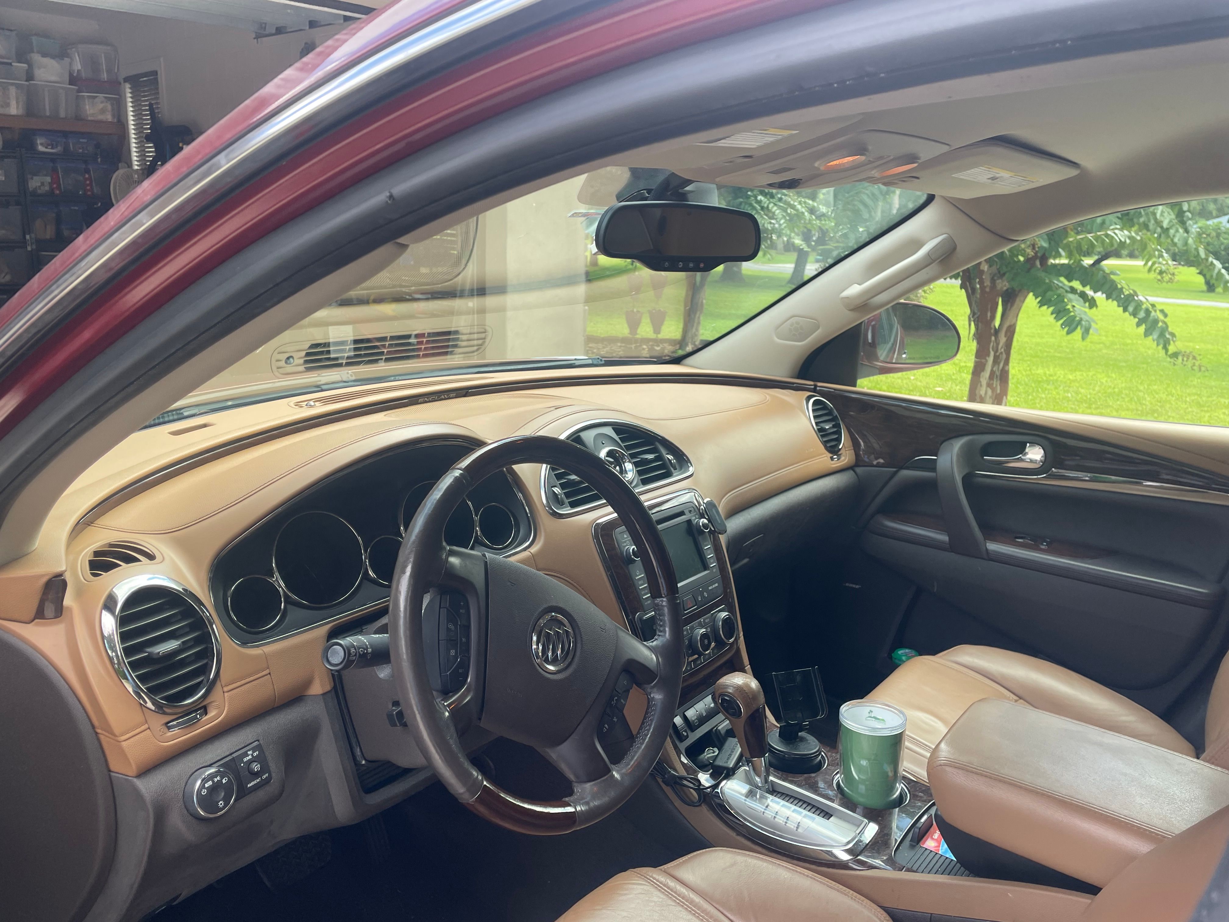 Used 2015 Buick Enclave Premium w/ Trailering Package FWD image 4