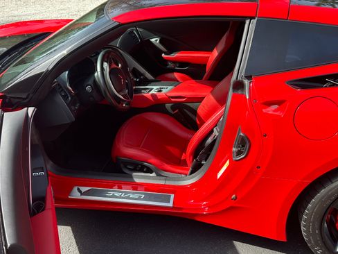 Used 2015 Chevrolet Corvette Stingray Coupe w/ 2LT Preferred Equipment Group image 4