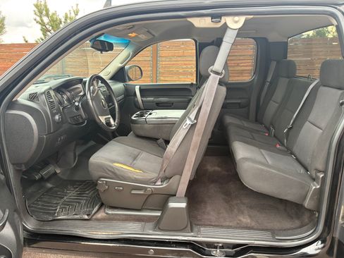 Used 2011 Chevrolet Silverado 1500 LT w/ Interior Plus Package image 16