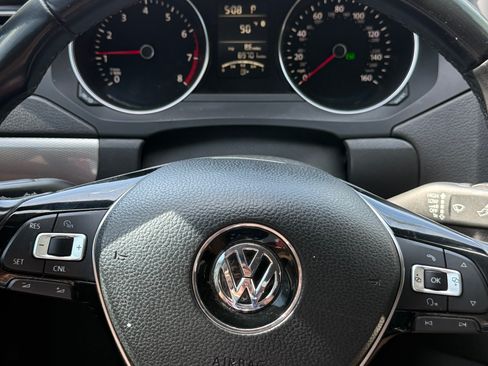 Used 2015 Volkswagen Jetta SE FWD image 15