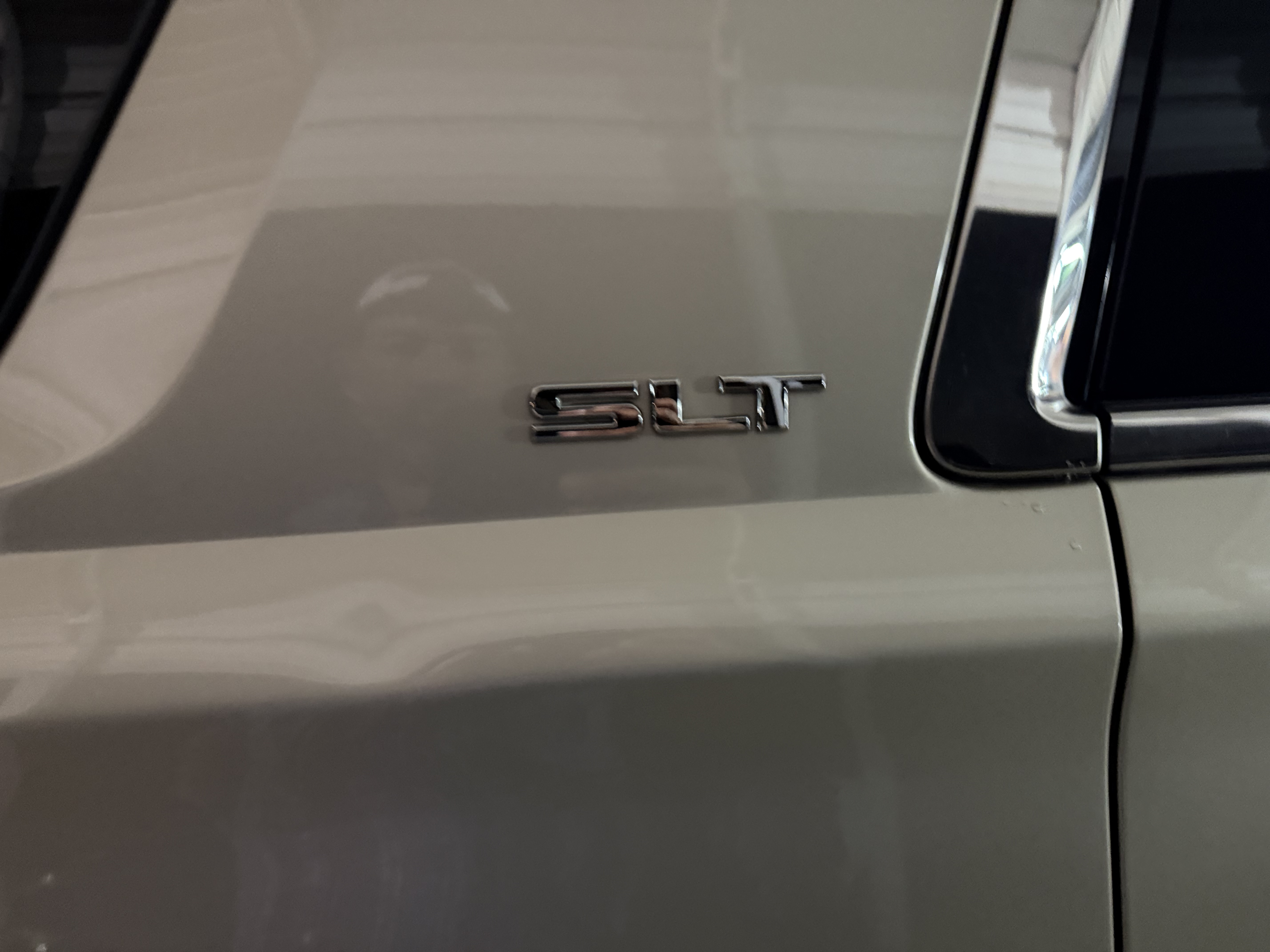 Used 2015 GMC Yukon SLT AWD/4WD image 8