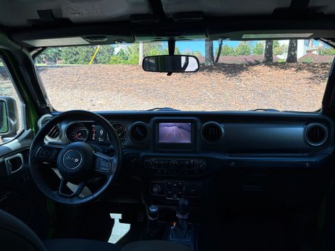 Used 2019 Jeep Wrangler Unlimited Sport S image 11