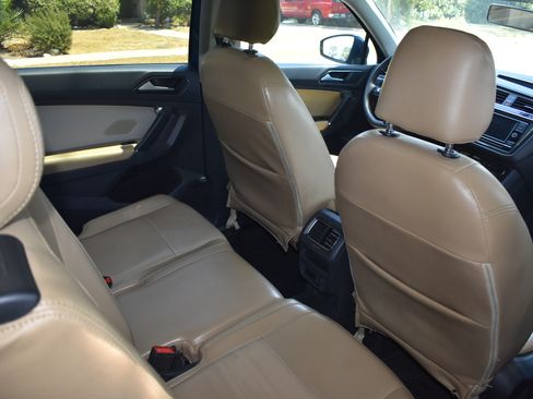 Used 2018 Volkswagen Tiguan S FWD image 4