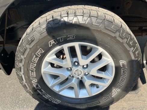 Used 2016 Nissan Frontier SV AWD/4WD image 20
