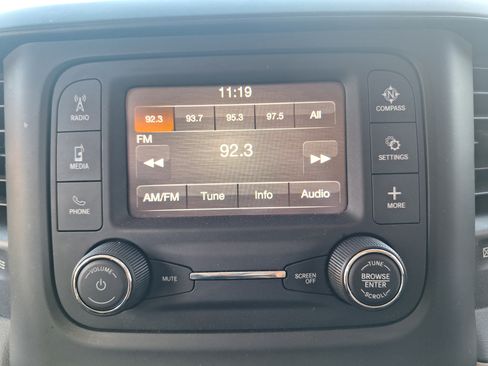 Used 2020 RAM 2500 Tradesman w/ Chrome Appearance Group image 12