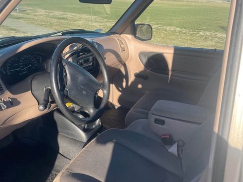 Used 2000 Ford Ranger 2WD Regular Cab image 10