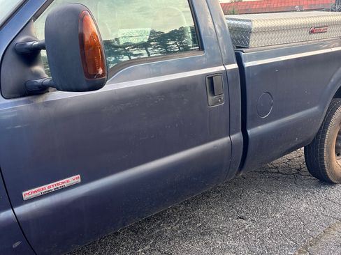 Used 2004 Ford F250 XL RWD image 6