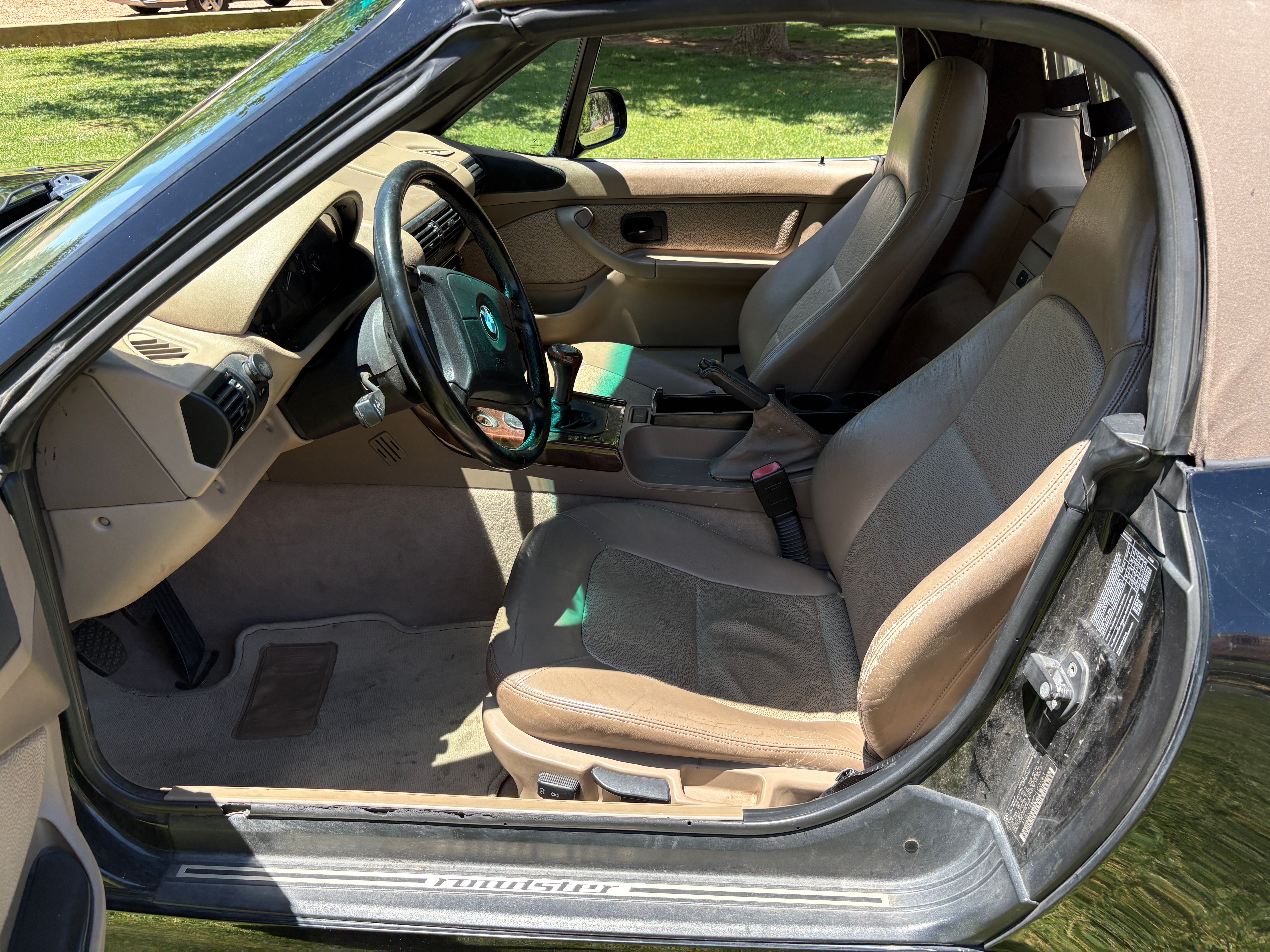 Used 1997 BMW Z3 2.8 RWD image 12