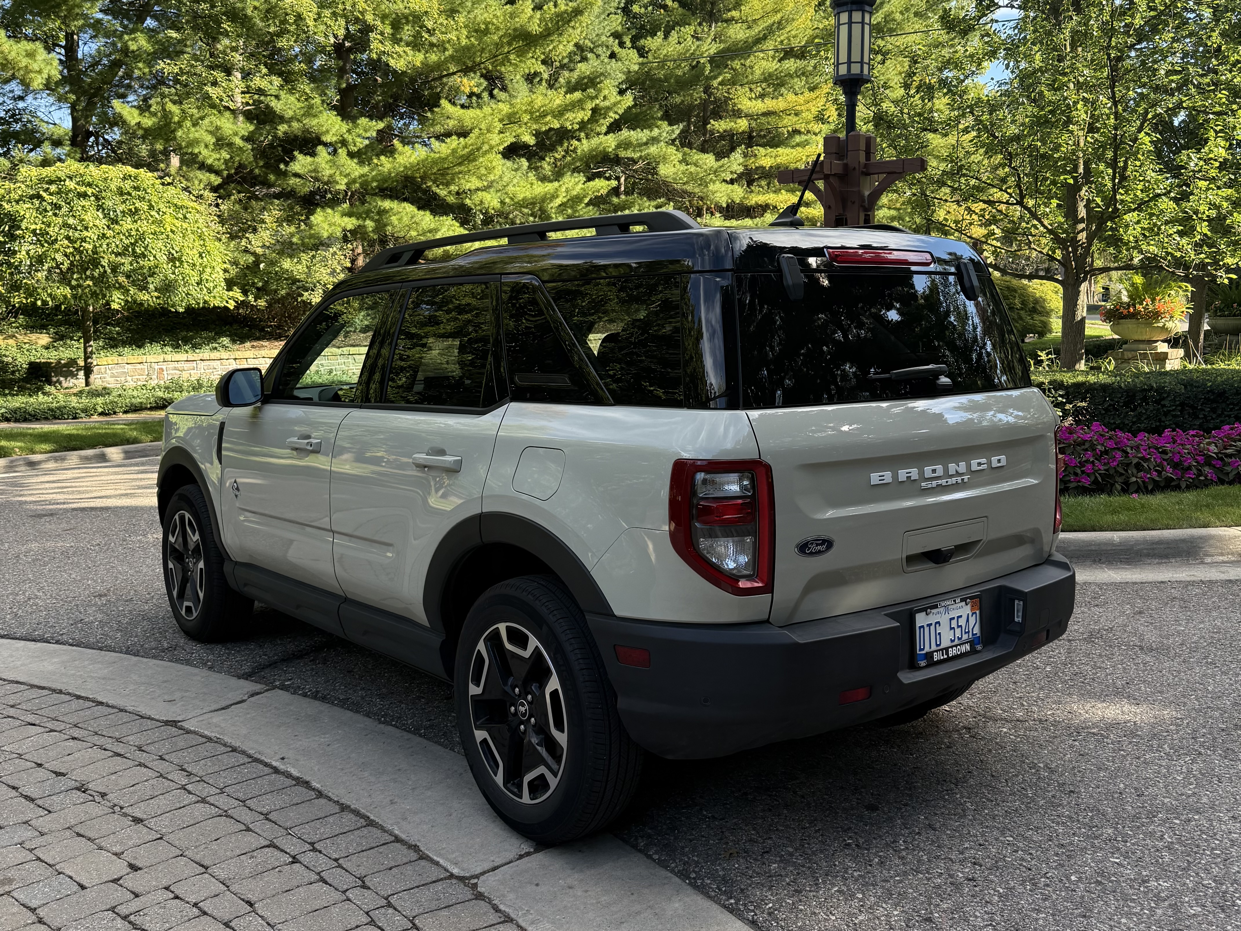 Used 2024 Ford Bronco Sport Outer Banks AWD/4WD image 13
