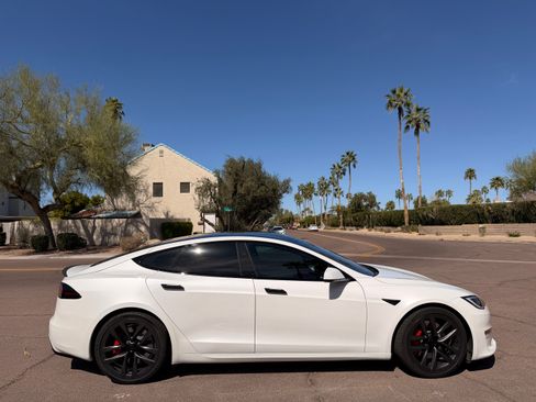 Used 2024 Tesla Model S Plaid image 29