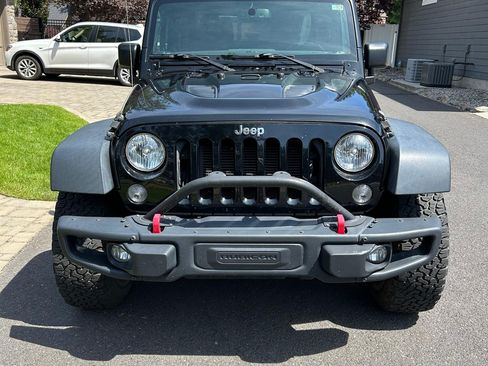Used 2015 Jeep Wrangler Rubicon image 2
