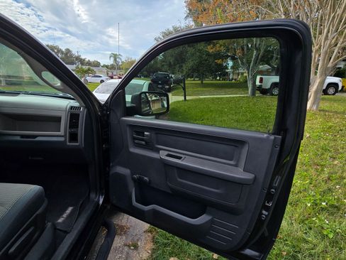 Used 2009 Dodge Ram 1500 Truck ST w/ ST Popular Equipment Group image 21