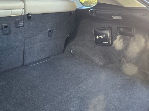 Used 2012 Lexus RX 450h AWD image 16