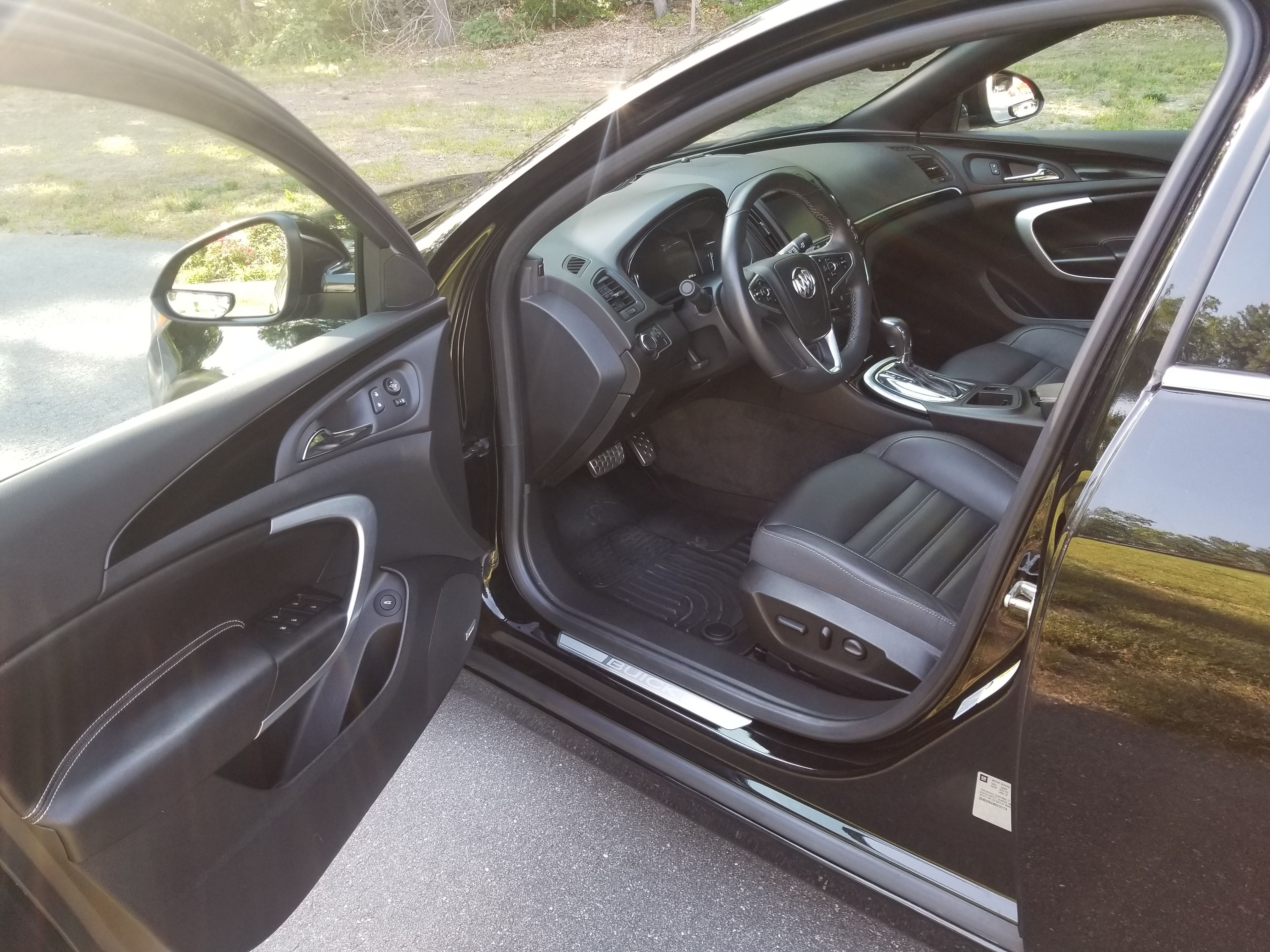 Used 2016 Buick Regal GS AWD/4WD image 9