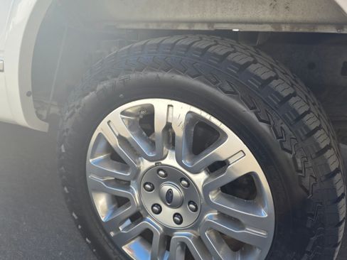 Used 2014 Ford F150 Platinum image 9