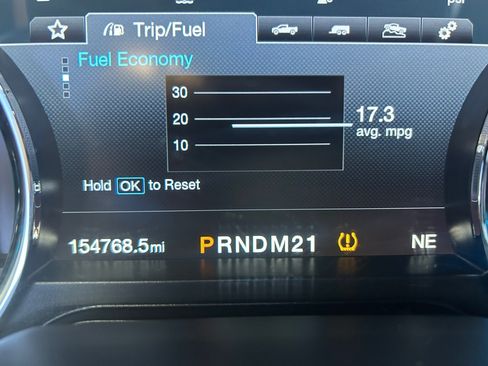 Used 2017 Ford F250 Lariat w/ Chrome Package image 11