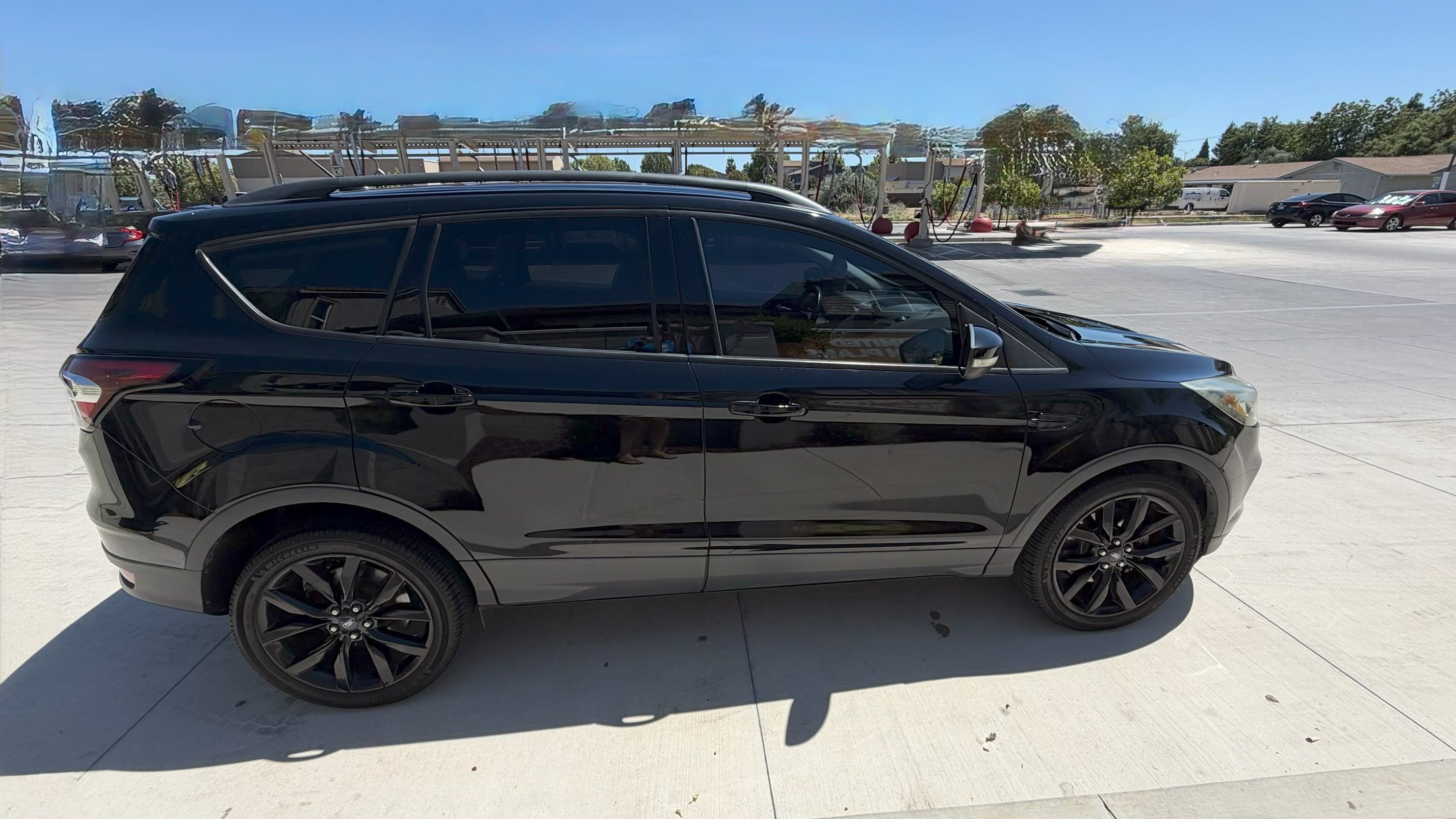 Used 2017 Ford Escape Titanium AWD/4WD image 11