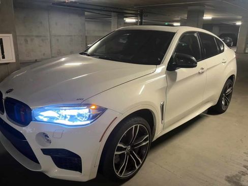 Used 2016 BMW X6 M image 2