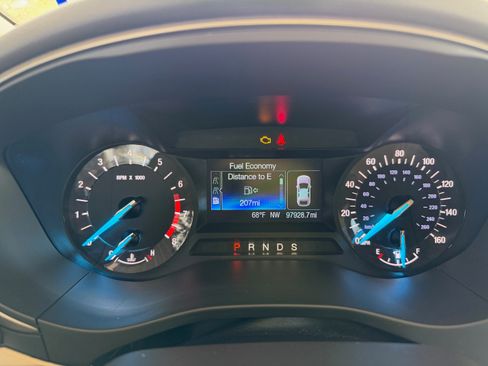 Used 2014 Ford Fusion SE image 9