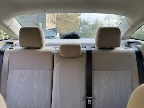 Used 2017 Ford Focus SE image 15