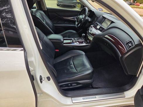 Used 2015 INFINITI Q70 L 3.7 image 8