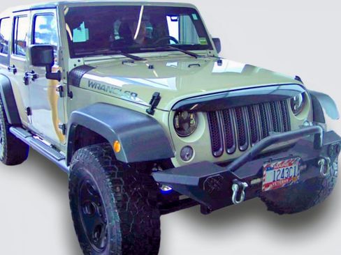 Used 2017 Jeep Wrangler Unlimited Sport w/ Connectivity Group image 10